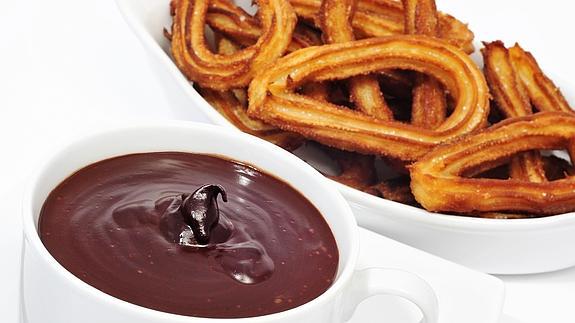 Spanish-dishes-churros Spanish churros with chocolate