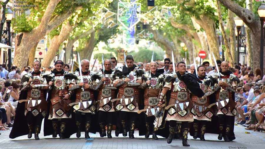 Fetes Maures et Chretiens Denia