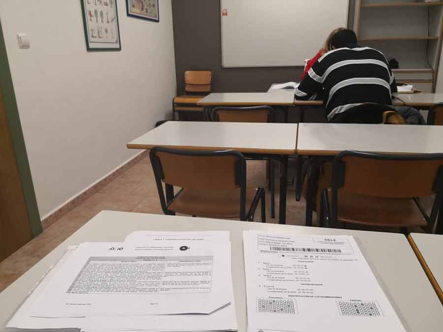 DELE Spanisch offizielle Prüfung