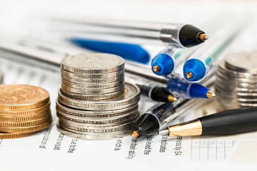 Geld und Stifte