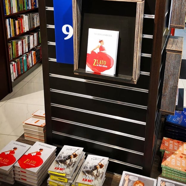 libro-eva-rohrman-tienda Libro de Eva Rohrman en las estanterías de la librería
