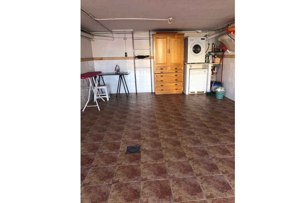Garage of Marina Azul beach apartment in Denia