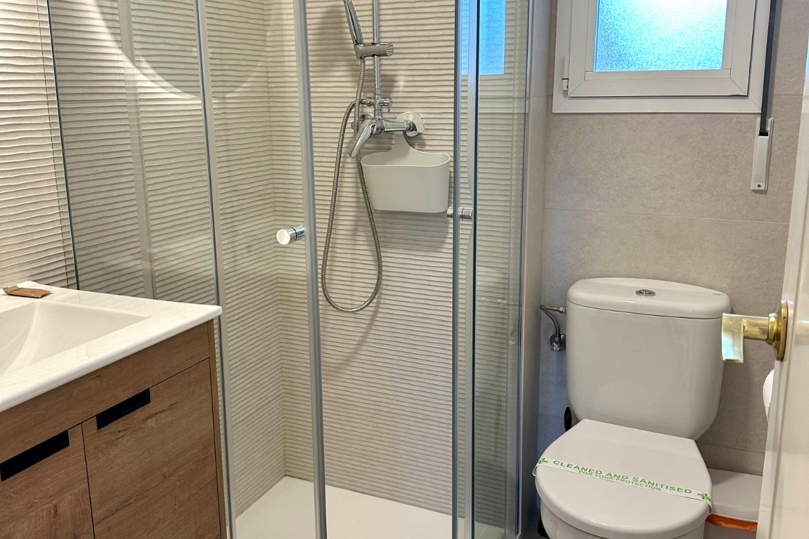 Badezimmer der Strandwohnung in Dénia