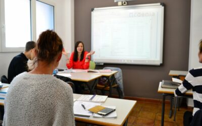 students-learning-spanish-visa Students studying Spanish in Dénia Spain student visa experience